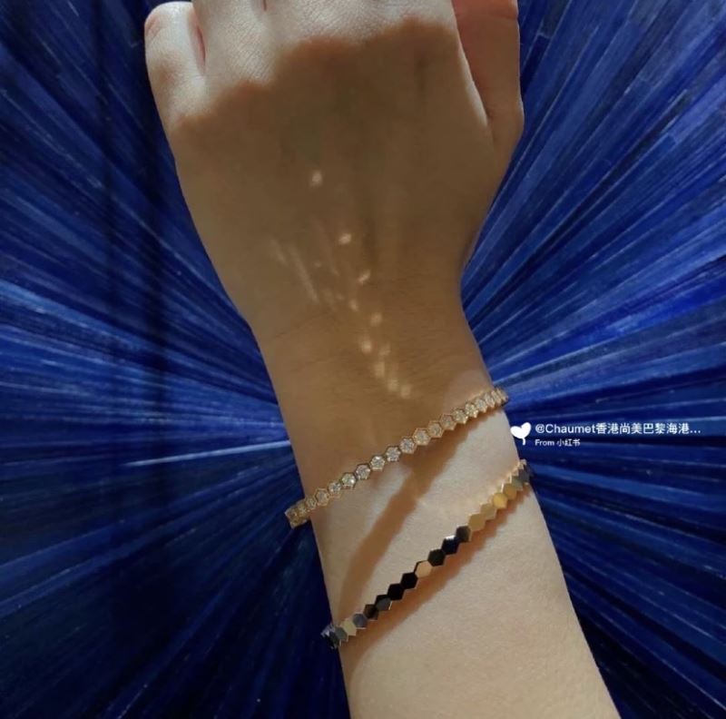 CHAUMET